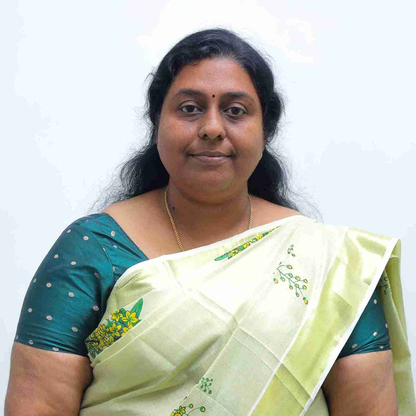 Dr. Nisha Soms